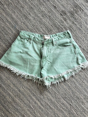 Free People Women's Jean Shorts Frayed Hem Green Size 25, would suggest for some